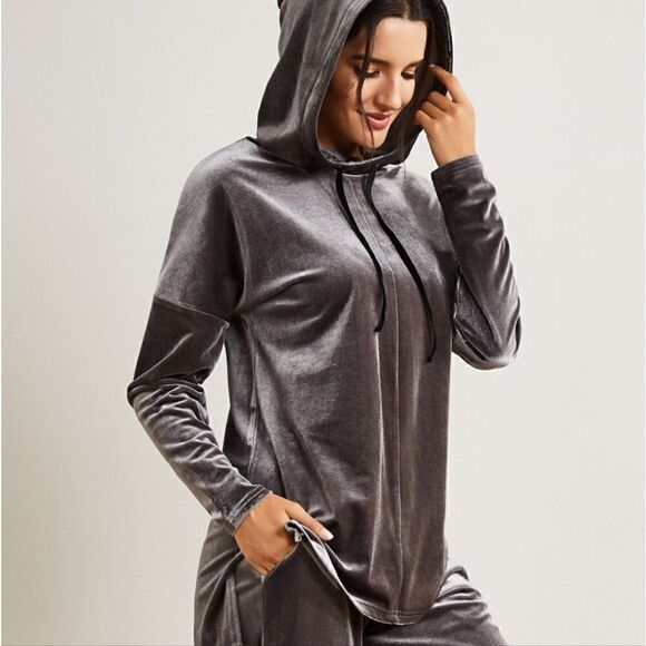 NWT Suzanne Betro Velour Drop Shoulder Hi-Lo Hooded Tunic Grey Small - Picture 1 of 6